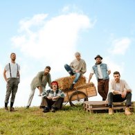 The Spell of Ducks in concerto sulla vetta del Monte Freidour - Teatro a Pedali Festival