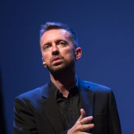ANDREA SCANZI - ORA O MAI PIÙ