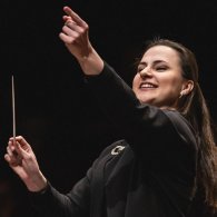 Rosso Beethoven: Luce, concerto dell'Orchestra del Teatro Regio diretta da Liubov Nosova