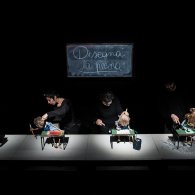 La classe, spettacolo docu-puppets di Fabiana Iacozzilli