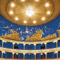 Enrico Brignano in scena al Rossetti con "Bello di mamma