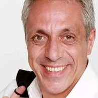 Max Pisu in scena al Pin per La Spezia Estate Festival