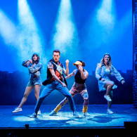 FOOTLOOSE