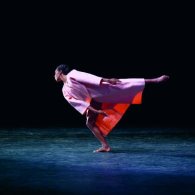 HOUSE / LA SAGRA DELLA PRIMAVERA - BALLET DE L'OPERA NATIONAL DE LYON