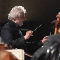 PIOVANI DIRIGE PIOVANI