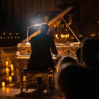 Candlelight: tributo a Dalla e altri cantautori italiani, concerto a lume di candela