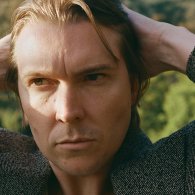 Alex Cameron in concerto: Late to Set