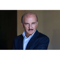 Carlo Buccirosso in scena a Napoli con 'Qualcosa è andato storto' al Teatro Diana